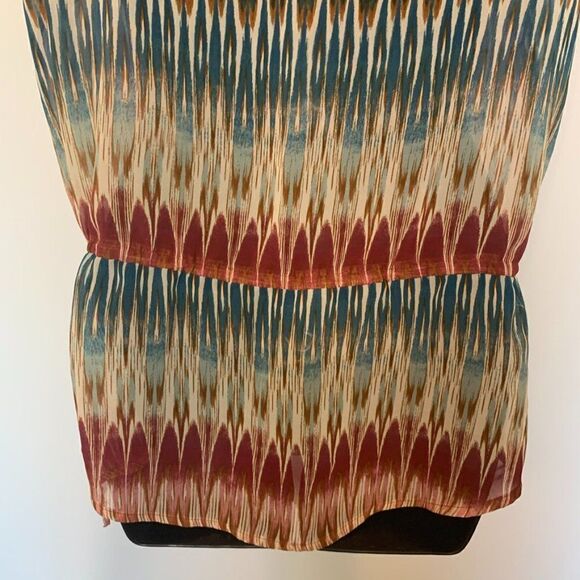 a.n.a. V Neck Short Sleeve Multi Color Blouse - Picture 7 of 9